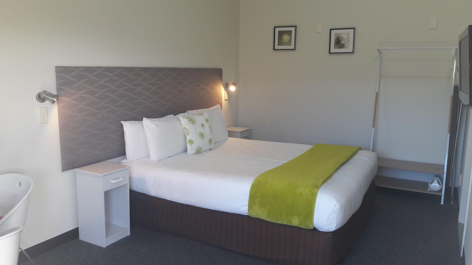 Southpacific Motel Whangamata Buitenkant foto