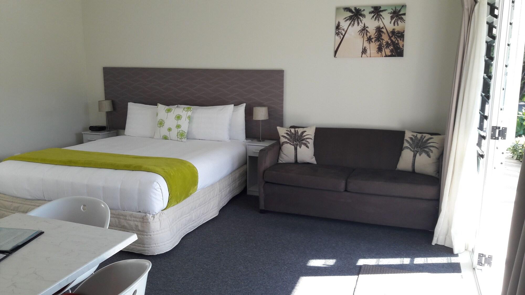 Southpacific Motel Whangamata Buitenkant foto